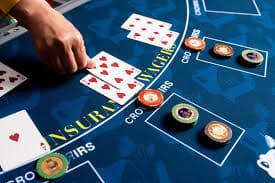 Antarmuka intuitif aplikasi wawa slot di perangkat mobile Antarmuka aplikasi wawa slot menampilkan berbagai permainan dan opsi navigasi